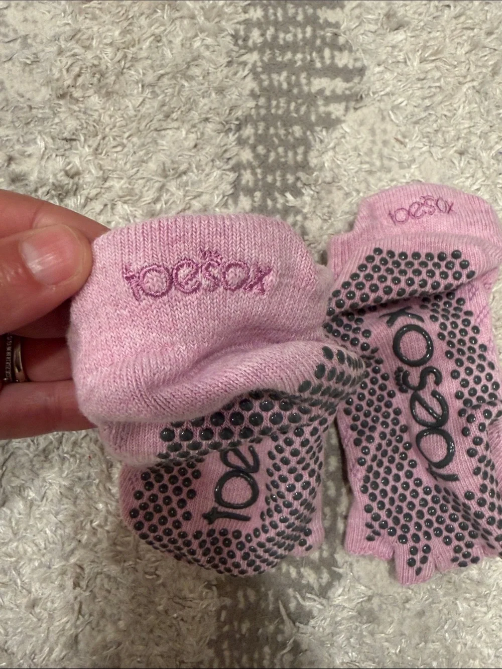 toesox Pink Non-Slip Toe Socks with Gray Grip